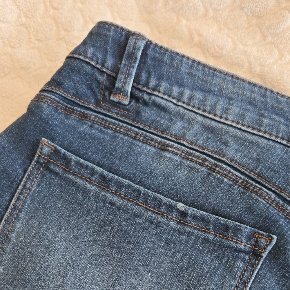 Classic Indigo Straight-Leg Jeans - Picture 8 of 13